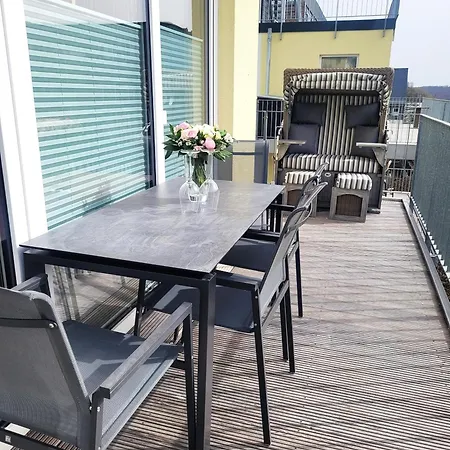 Apartment 21129 *